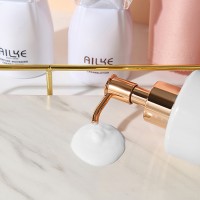 AILKE Mysterious Kiss Niacinamide Light Skin Perfume whitening lotion cream body toning creams have white milk color on skin